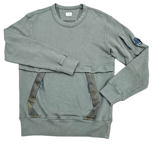Cp Company Utility Lens Sweatshirt In Ivy Green